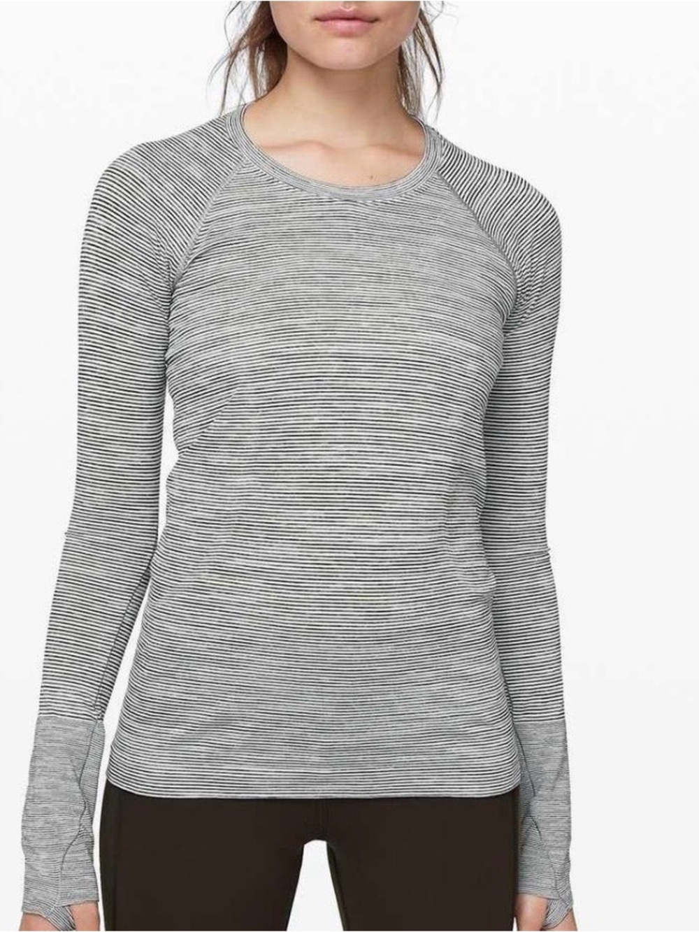 Swiftly Tech Long-Sleeve Shirt 2.0
Hip Length